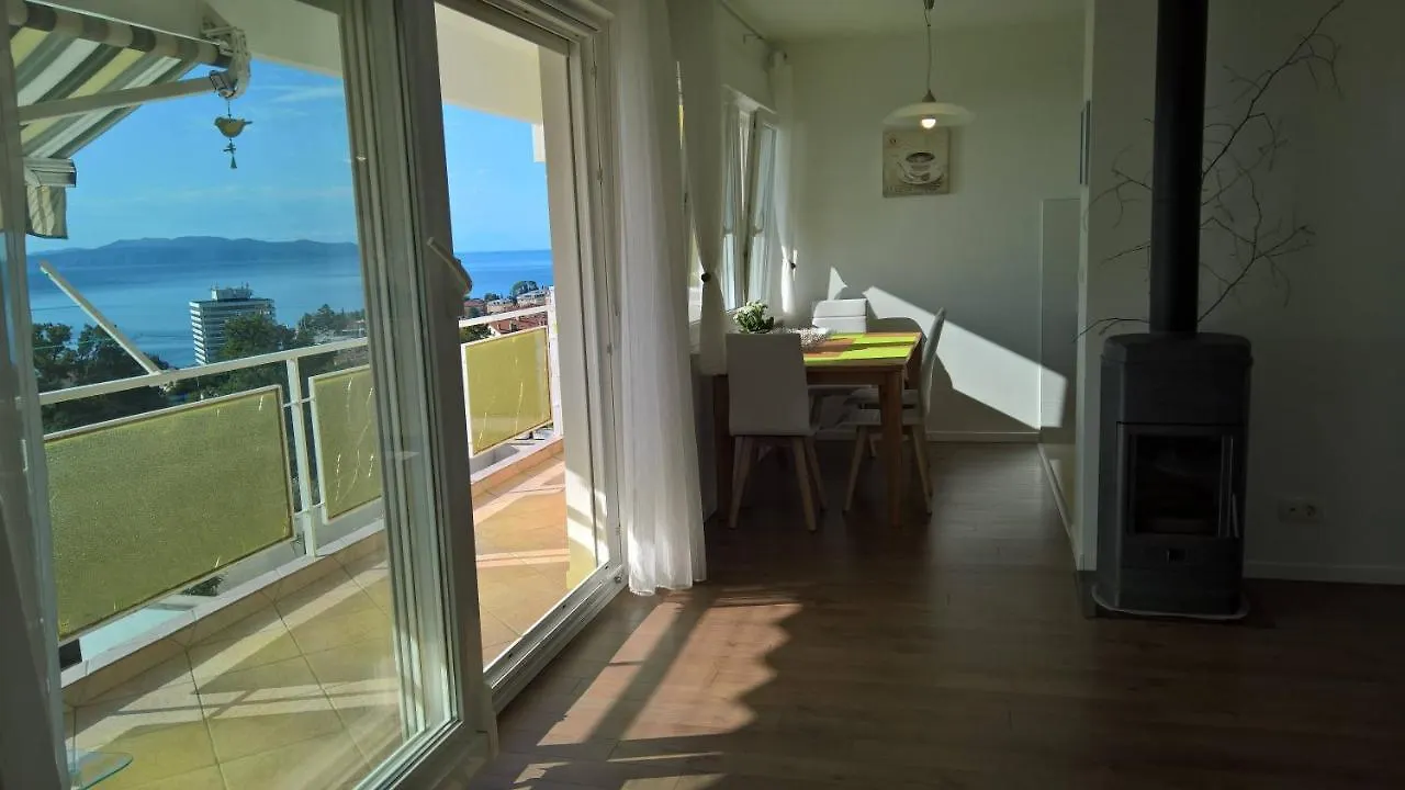 Apartment Nives Opatija 0*,
